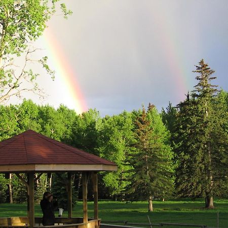 Black Cat Guest Ranch Brule Mines Екстериор снимка